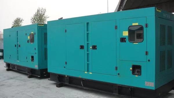 重庆康明斯400kw大型柴油二手发电机组